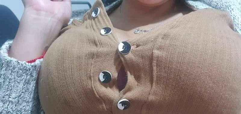 Algo negativo de tener pechos grandes 🤪