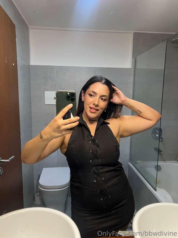 Do you think I should have a slightly longer dress? 🤭