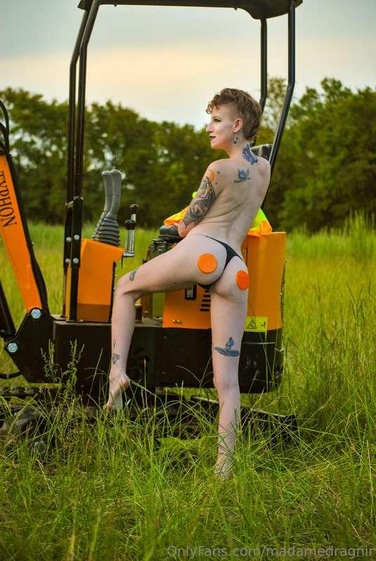 New photoshoot up on my premium. @madameringard 