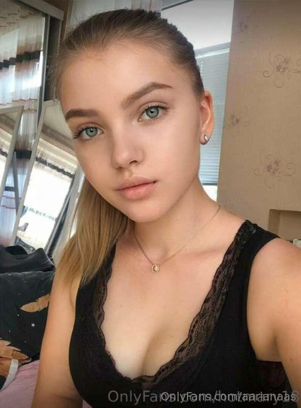 🔥FREE SUBSCRIPTION🔥  😏Sexy and slutty  😏@hotmary18  💜@hotmar..