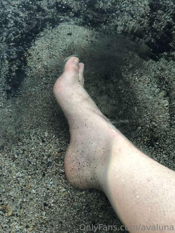 Some wet beach feet! Can you tell I’m not very good at talki..