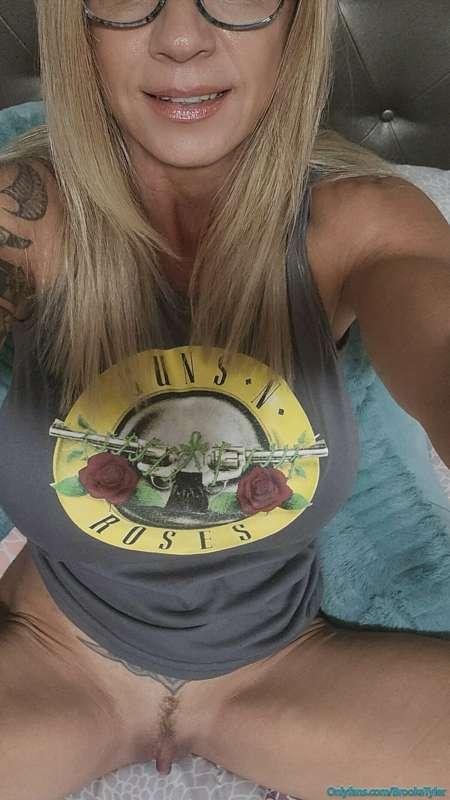 It's been an amazing Sunday. My clit is still buzzing from t..