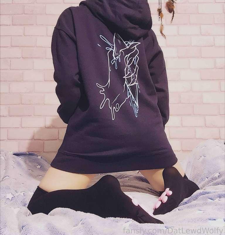 datlewdwolfy image #0
