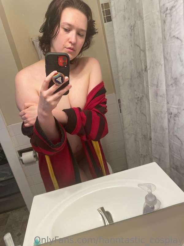 Happy Friday cuties! 😘