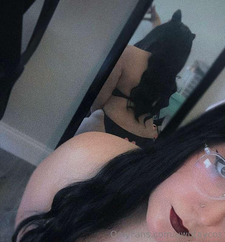 Miss being a hot cat girl 🥺