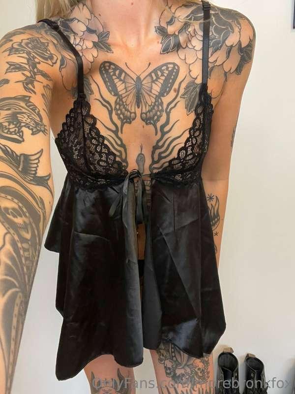 Most importantly, if you feel sexy, you look sexy 🖤