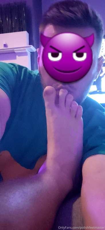 Straight smelly feet 👃👣👅