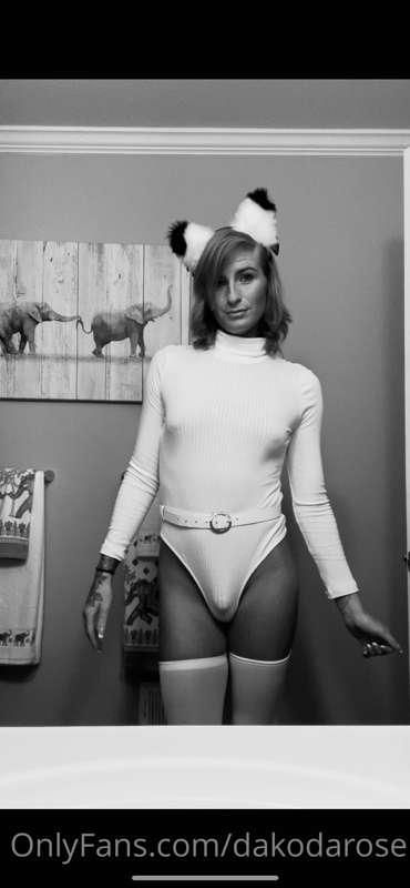 Felt like a slutty knock off stormtrooper, hahah swipe 🤭💕