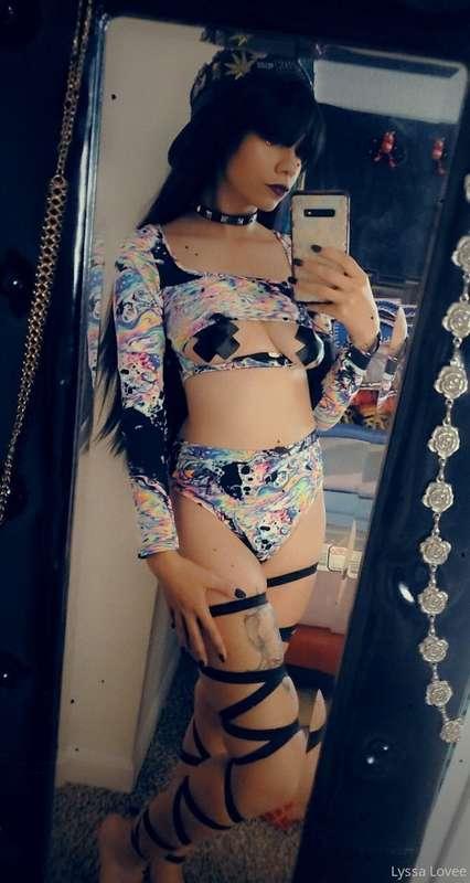 You see me at a festival. Are you going to approach me? 🫣