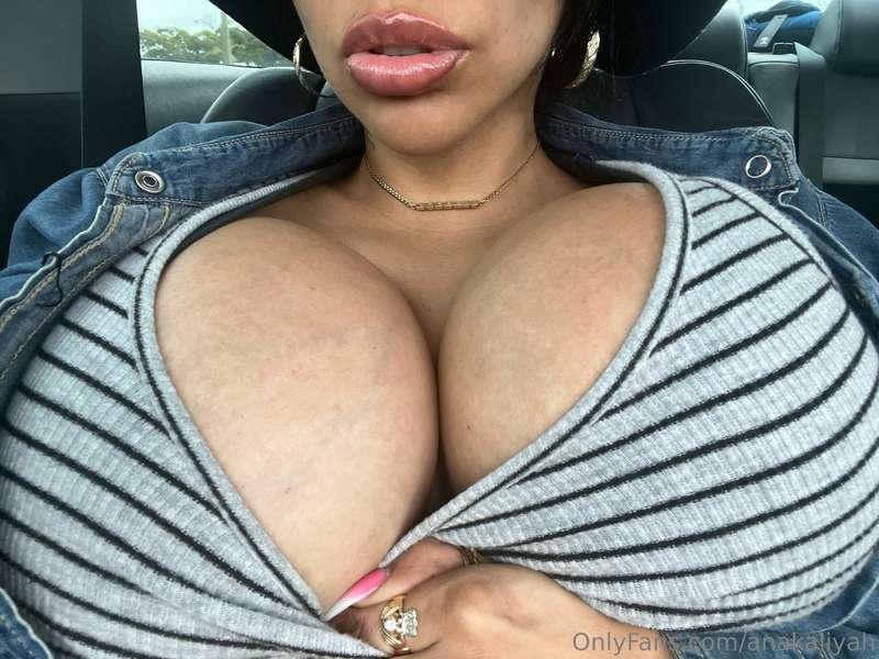 Titty tuesday !!!!