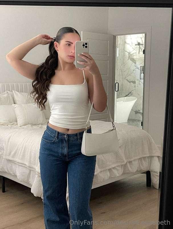 Happpy Monday! 🤍