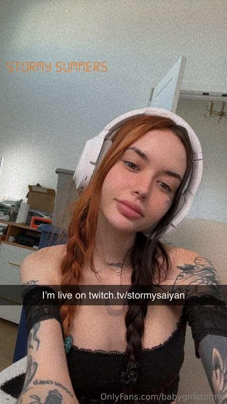 Hiii I’m going live on twitch.tv/stormysaiyan right now 