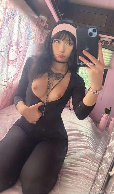naynaycatt image #1
