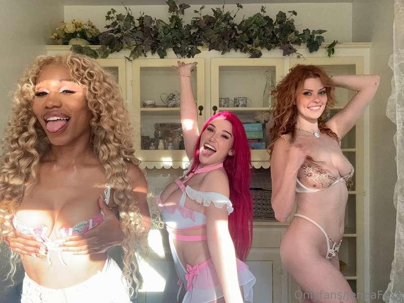 NEW 3SUM JOI waiting for you in your DMS babyy.... or tip be..