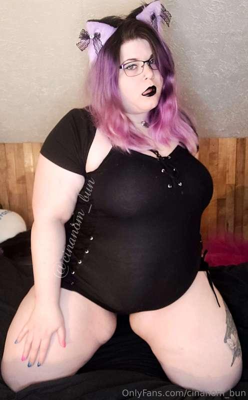 Whats your favorite song to have sex to? Right now mine is B..