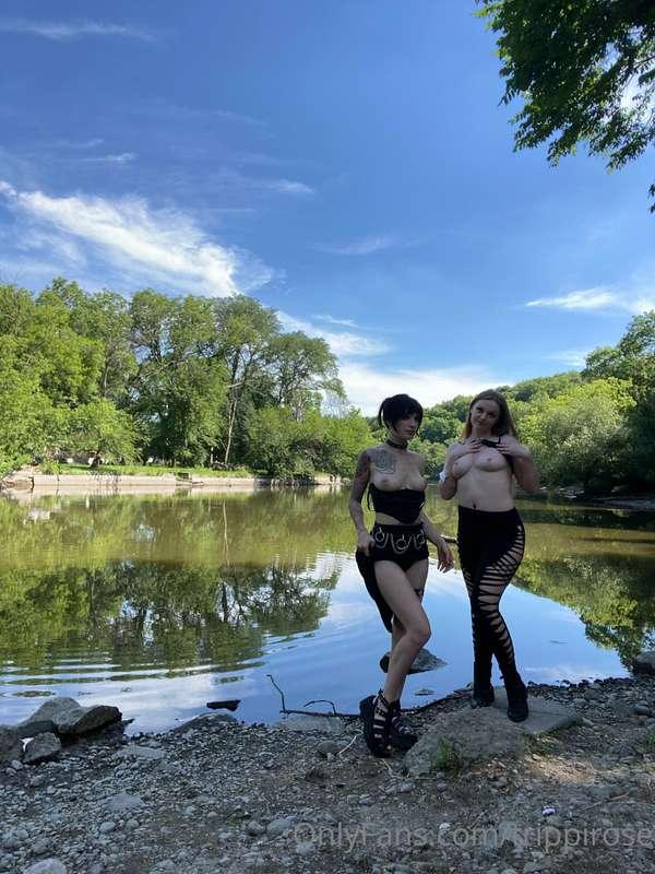 @scarletiris