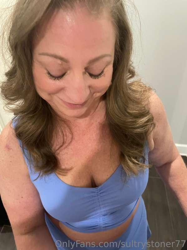 Msg me for x rated shoot… I may have popped his load in my f..