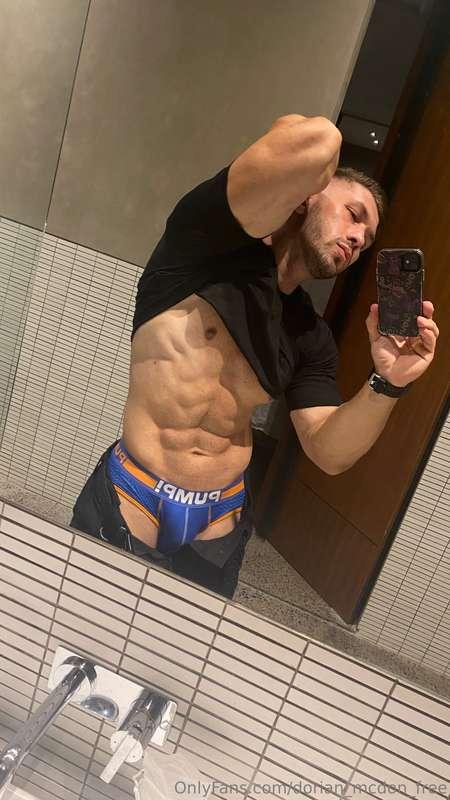 😘👀