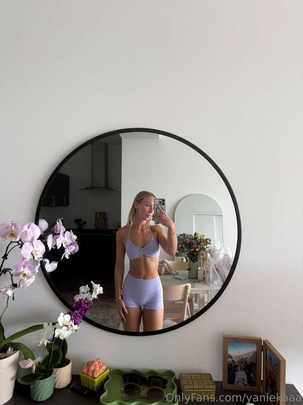 Happy Labor Day!!! I am doing a Holiday LIVE tonight on here..