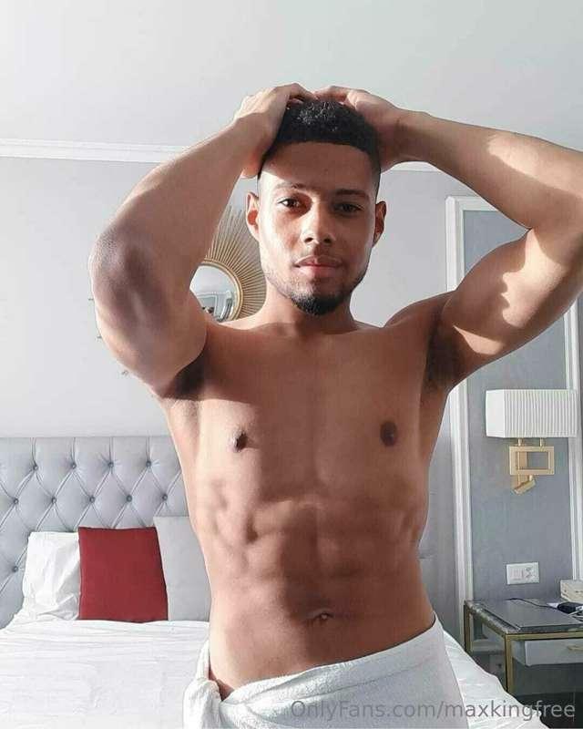 ❗️❗️Only 4.99$❗❗
This Sexy Boy is waiting for you 😍🥵🍆💦
⚜ @yl..