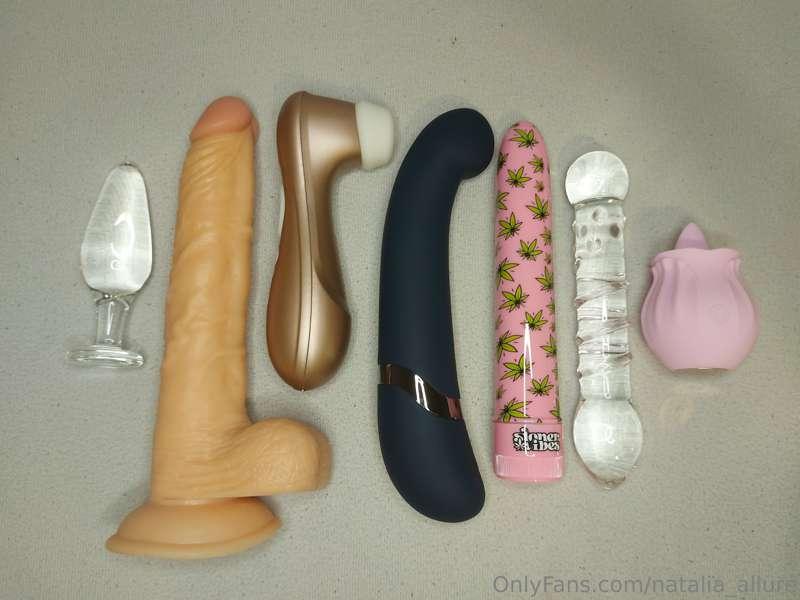 My selection of sex toys! A few of them are new 🤩 I use them..