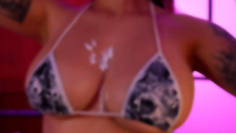 boobs massage 🙈
