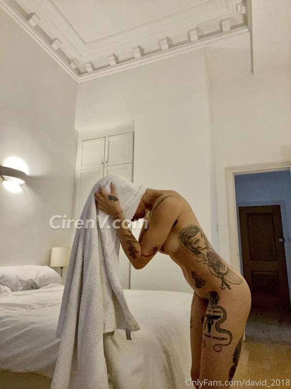 🔥CirenV🔥 is a sexy, fit, Goddess, her main page is a must fo..