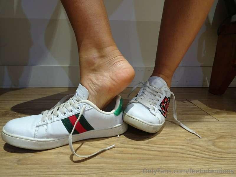 feetintentions image #2