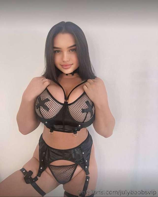 💦🔞Would you like this hot baby @hoot_stacyy to show all her ..