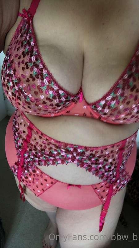 Lingerie obsession ❤️💜🖤💗💚💙💛