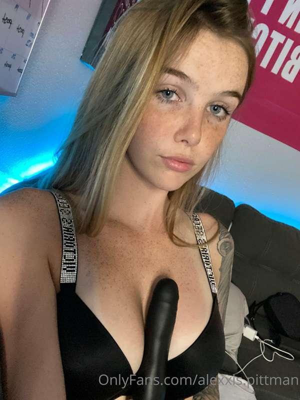 Heyy daddy do I have your attention now?💦😘