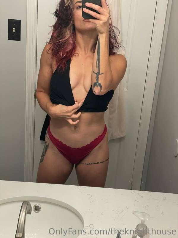 Now accepting tattoo donations 🥵 help me pay for my arm slee..