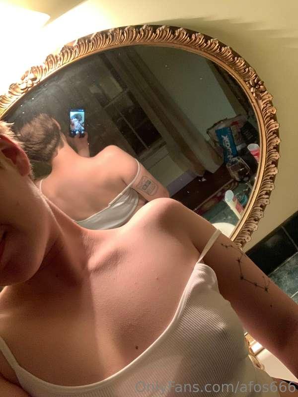 as promised ya pigs it goes down in the dms for the rest 💋💋💋