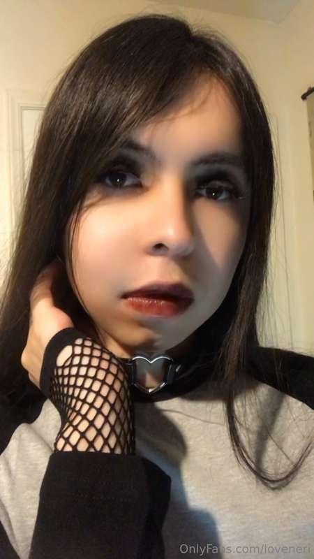 How do I look? 😒💝