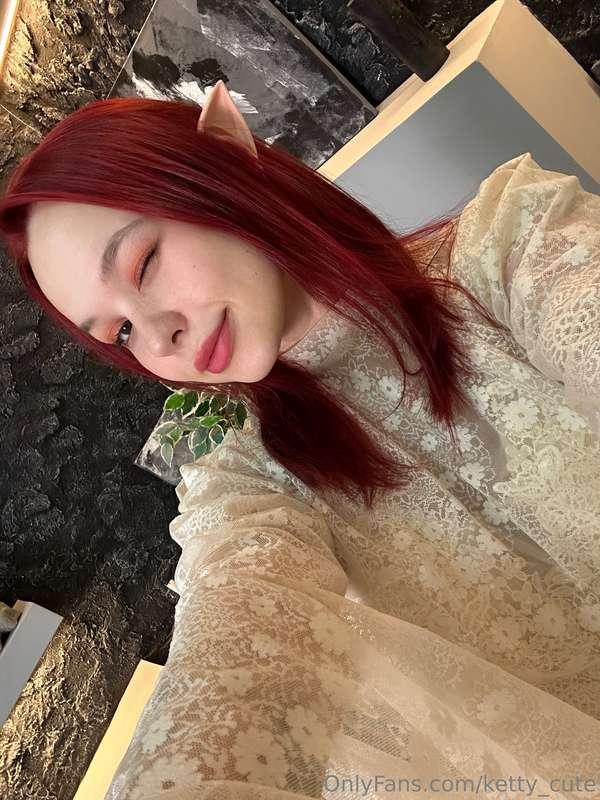 I look at the world through rose-colored glasses ... And I l..