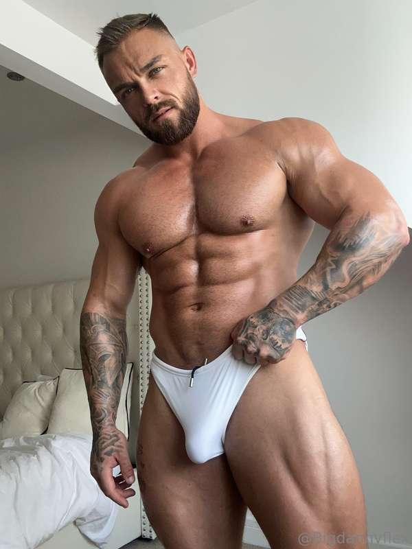 I wanna see your ass and destroy it, im waiting for it, read..
