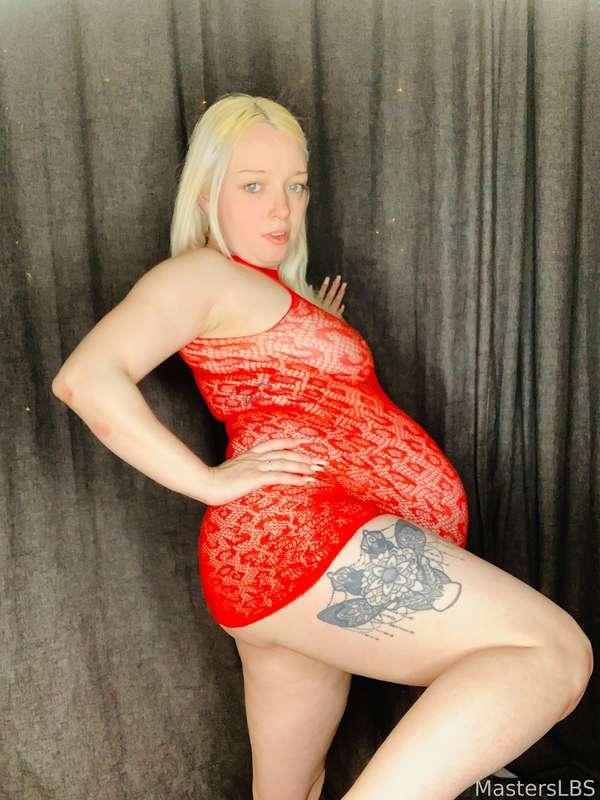 Do you like red on me?

#fyp #pregnant #bigtits #bigboobs #preggo #bump #mom #mommy #mum #mummy #roleplay #stretched #stretchmarks