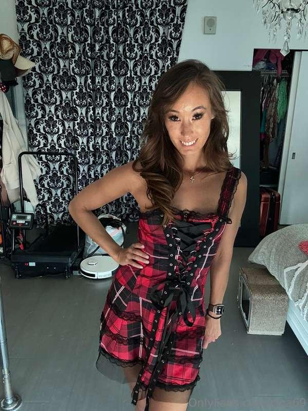 My cute lil goth dress lol 😂 not my style