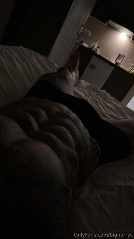 How likes big Harry with abs 🤪 I been working hard for this ..