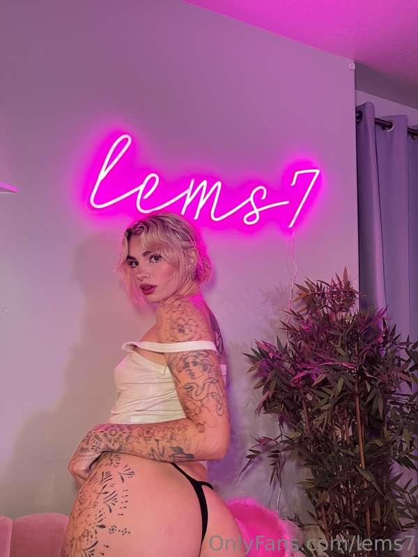 how hard do u like to fuck? 🤭
