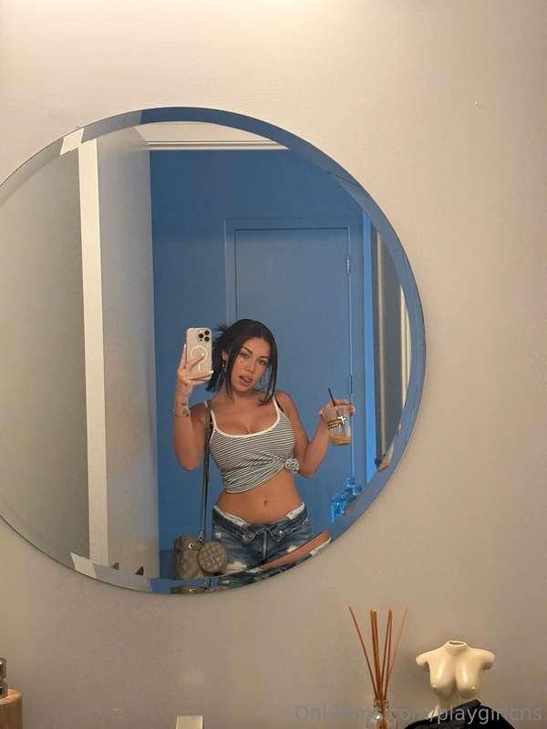 Felt cute… might take it all off 😇 should I?
