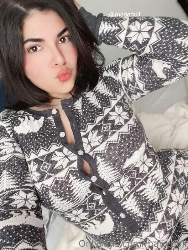 New pic 😍 can’t wait for it to get cold again!