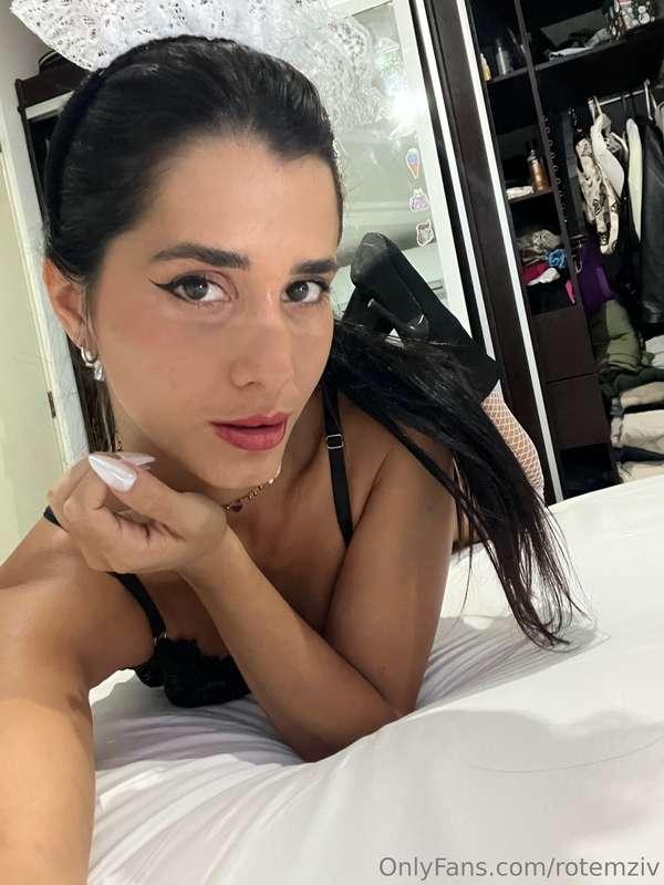 רוצה שאנקה לך מסביב לקטן? הלשון שלי מוכנה 😈