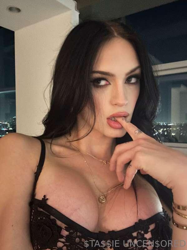 Would you like to come and spend a delicious moment with me...