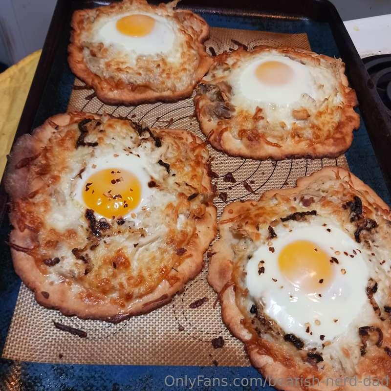 Chicken white pizza on fry bread, made with that chicken I w..