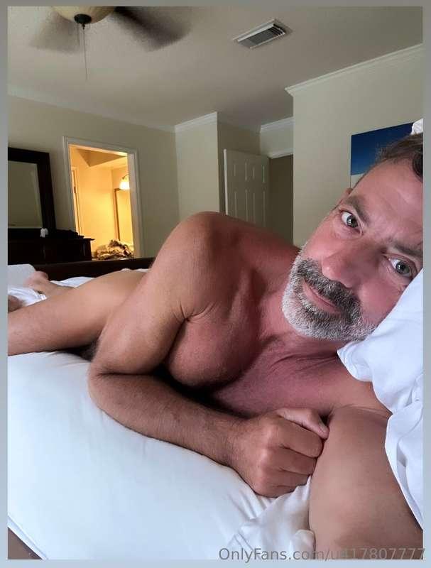 A little rest before gym tonight.