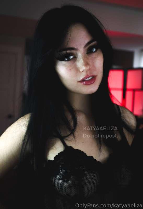 katyaaeliza image #1