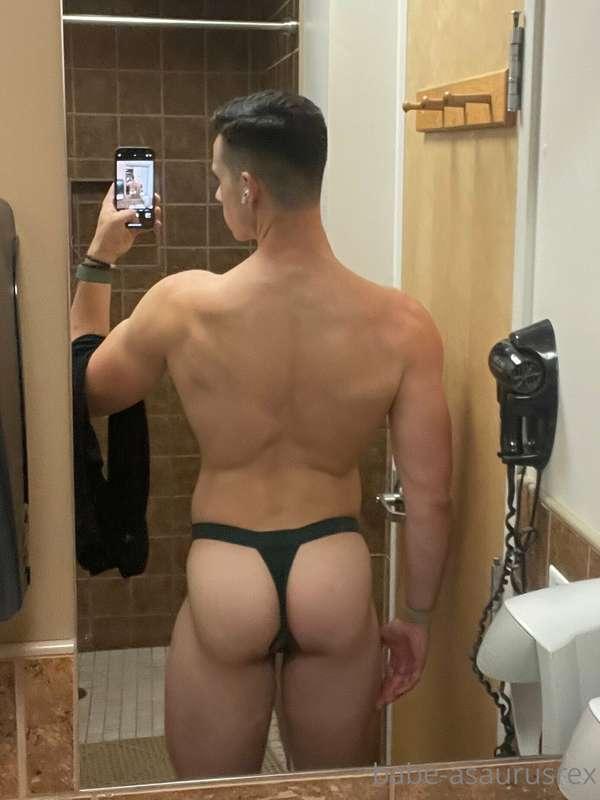 babe_asaurusrex image #0