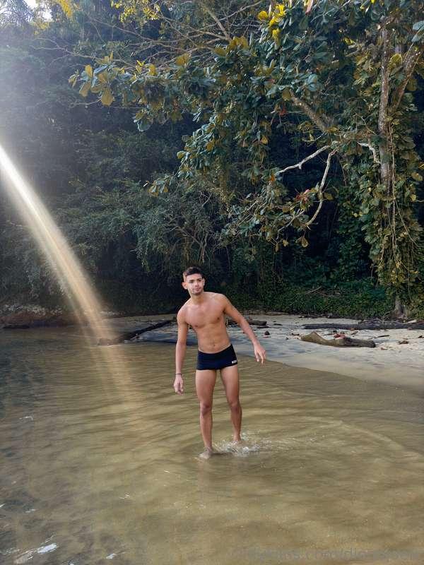 🇧🇷🏝️
