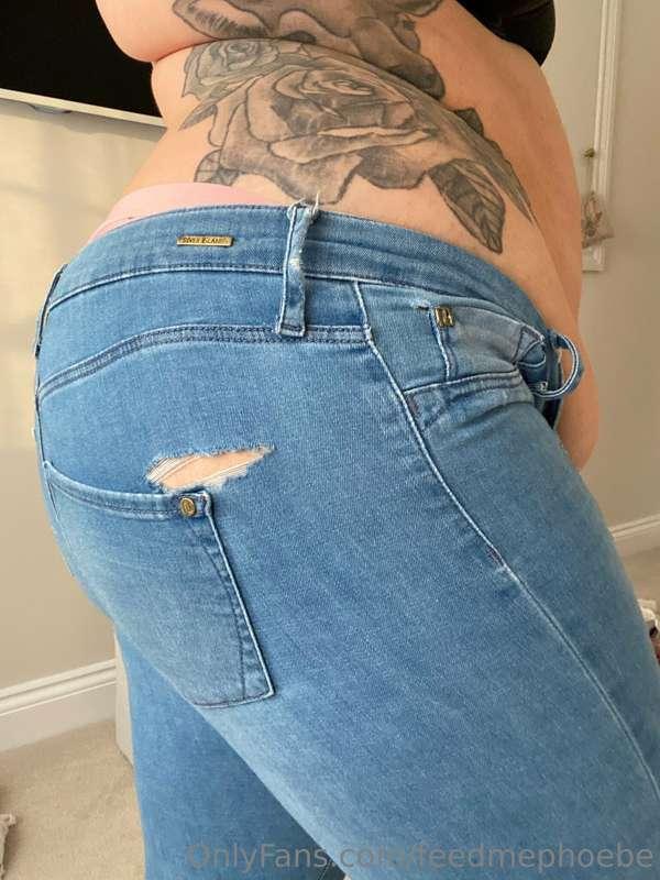 feedmephoebe image #6